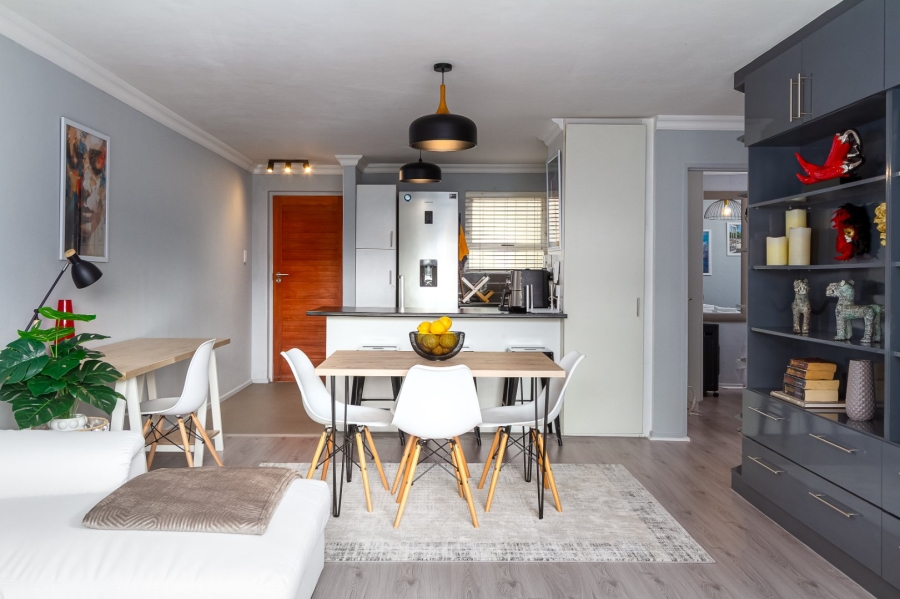 2 Bedroom Property for Sale in Green Point Western Cape